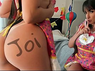 Sexy Country girl EMANUELLY RAQUEL DIRTY TALKING JOI JERK OFF INSTRUCTIONS AFTER SHOWER IN TOWEL