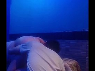 Se la mamo a mi chica en motel